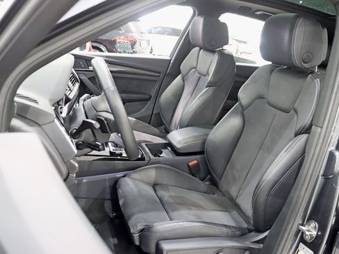 Used 2024 Audi SQ5 Premium w/ 21" Wheel Package AWD/4WD image 24
