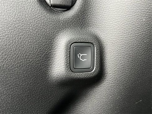 New 2026 Jeep Compass Limited image 33