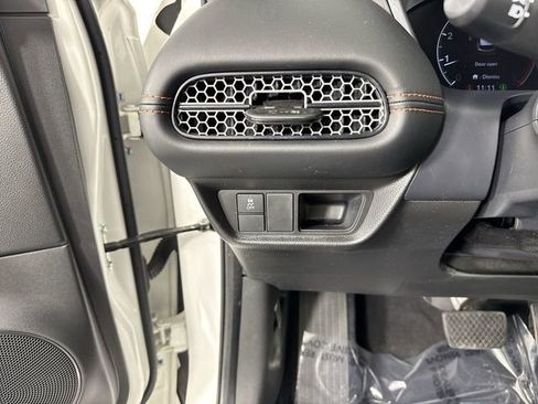 Certified 2024 Honda HR-V Sport image 16