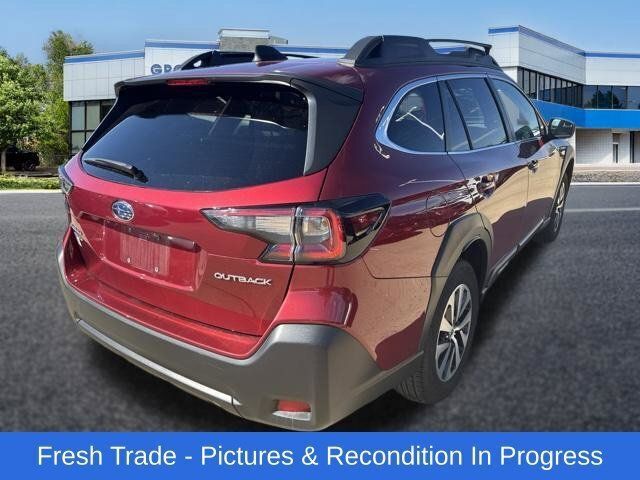 Used 2024 Subaru Outback Premium AWD/4WD image 5