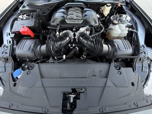 Used 2024 Ford Mustang GT Premium RWD image 30