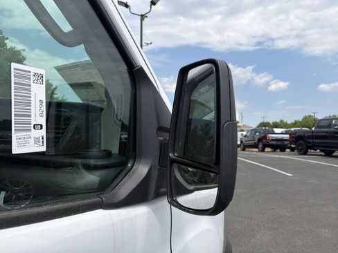 New 2026 Ford Transit 250 148 Medium Roof RWD image 15