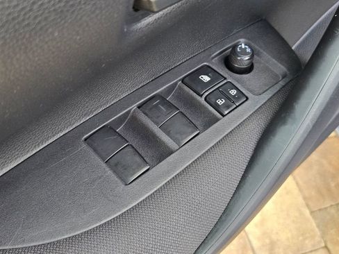 Used 2024 Toyota Corolla LE FWD image 12