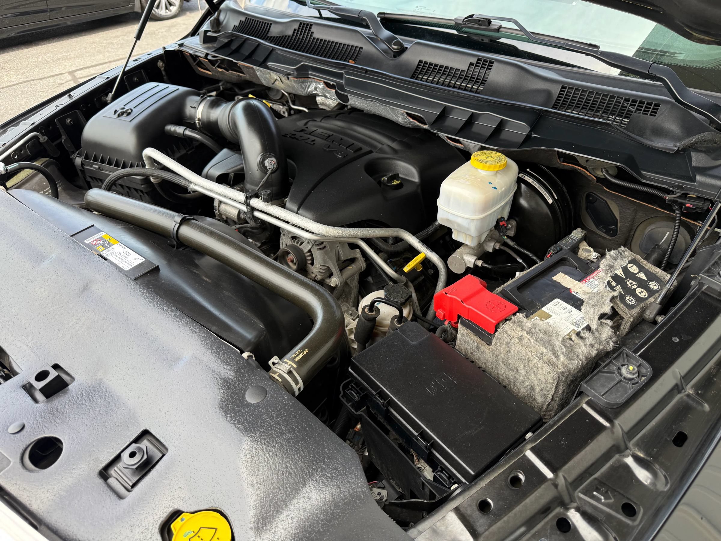 Used 2018 RAM 2500 SLT AWD/4WD image 10