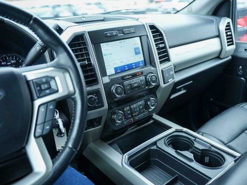 Used 2021 Ford F250 Lariat image 32