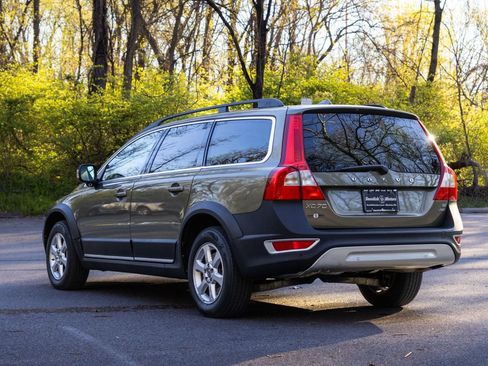 Used 2010 Volvo XC70 3.2 AWD/4WD image 12