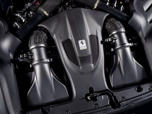 Certified 2019 Ferrari Portofino image 17