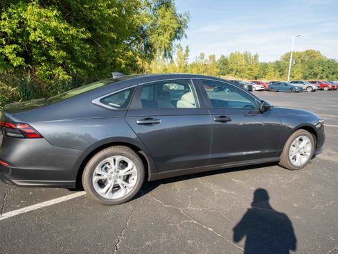 New 2025 Honda Accord LX image 6