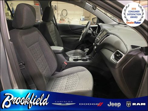 Used 2024 Chevrolet Equinox LT w/ LPO, Floor Liner Package AWD/4WD image 19