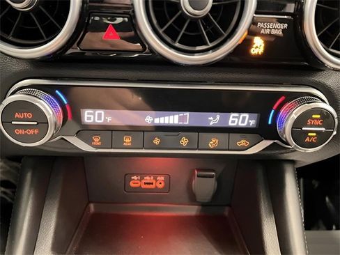 Used 2022 Nissan Sentra SR w/ Midnight Edition image 25