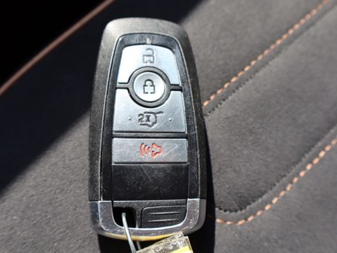 Used 2021 Ford Mustang Mach-E GT image 29