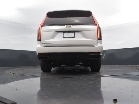 Used 2021 Cadillac Escalade Sport w/ Driver Assist Tech Package image 51