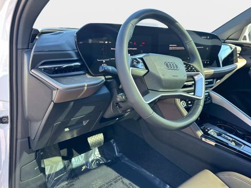 New 2025 Audi Q5 Premium Plus image 19