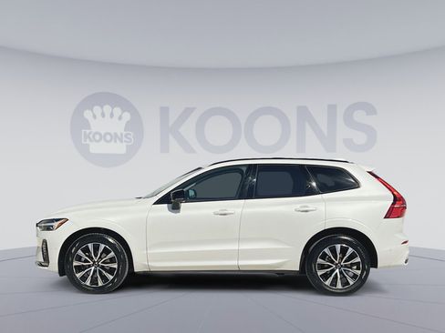 Certified 2025 Volvo XC60 B5 Plus image 2