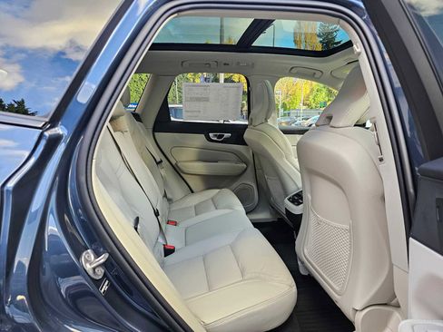 New 2026 Volvo XC60 B5 Ultra w/ Protection Package Premier image 12