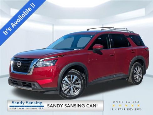 Used 2024 Nissan Pathfinder SL AWD/4WD image 1