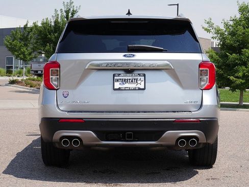 Used 2024 Ford Explorer Platinum w/ Technology Package AWD/4WD image 5