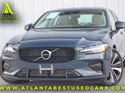 Used 2022 Volvo S60 B5 Momentum w/ Climate Package