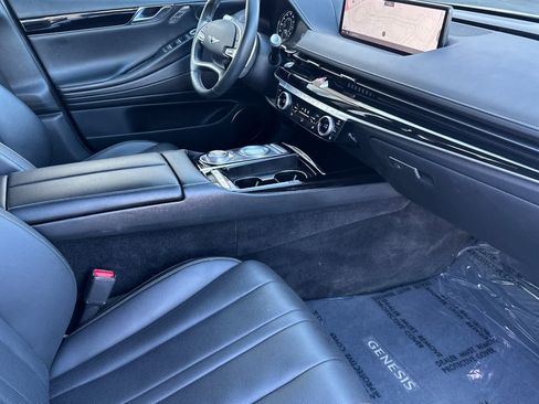 Used 2021 Genesis G80 2.5T RWD image 16
