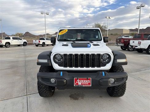 Used 2024 Jeep Wrangler Unlimited Rubicon 4xe image 2