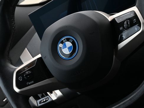 Certified 2024 BMW iX xDrive50 w/ Premium Package AWD/4WD image 22