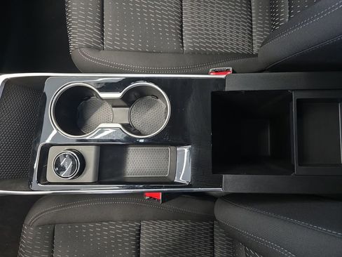 Used 2026 Chevrolet Equinox LT image 32