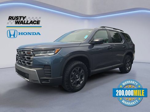 New 2026 Honda Pilot TrailSport image 1