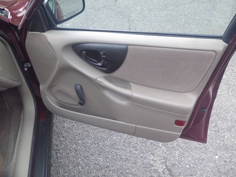 Used 2001 Chevrolet Malibu V6 FWD image 20