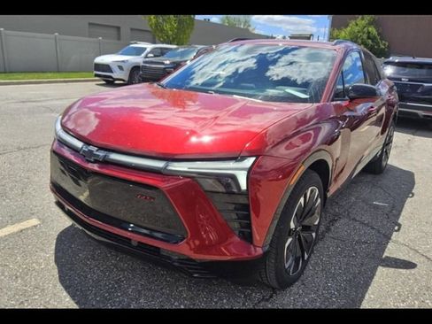 Used 2025 Chevrolet Blazer EV RS AWD/4WD image 3