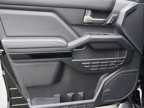 New 2026 Toyota 4Runner Limited AWD/4WD image 22