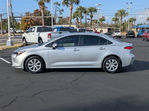 Used 2024 Toyota Corolla LE image 8