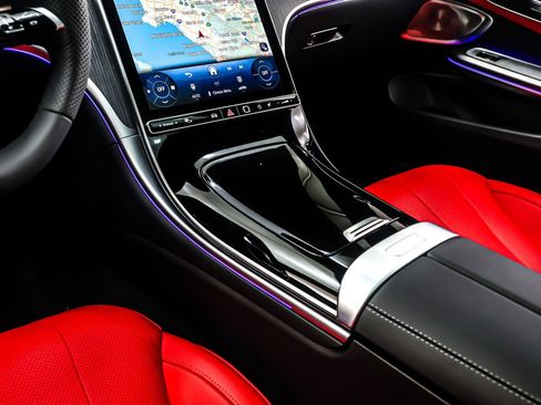 New 2026 Mercedes-Benz CLE 300 4MATIC Coupe image 6