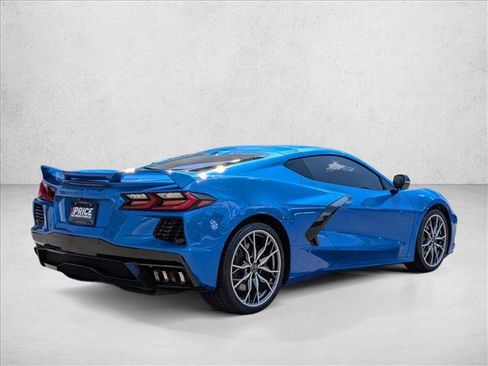 Used 2024 Chevrolet Corvette Stingray Preferred Cpe w/ Z51 Performance Package RWD image 5