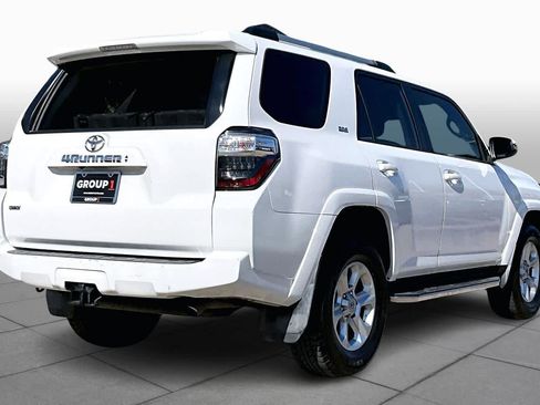 Used 2020 Toyota 4Runner SR5 Premium image 13
