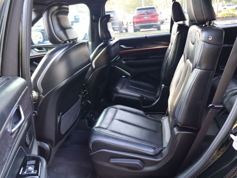 Used 2022 Jeep Grand Cherokee L Overland w/ Advanced Protech Group III RWD image 49