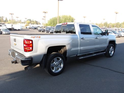 Used 2015 Chevrolet Silverado 2500 LTZ w/ Duramax Plus Package image 5