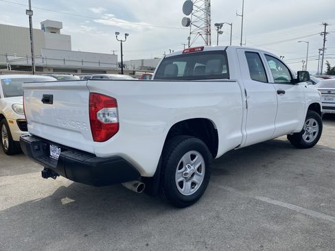 Used 2017 Toyota Tundra SR image 8