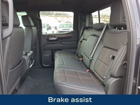Used 2023 Chevrolet Silverado 1500 High Country w/ Technology Package AWD/4WD image 25