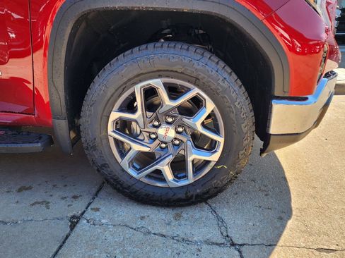 New 2026 GMC Sierra 1500 SLT image 51