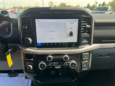 Used 2024 Ford F150 XLT AWD/4WD image 17