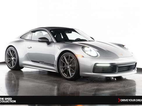 Used 2024 Porsche 911 Carrera T image 1