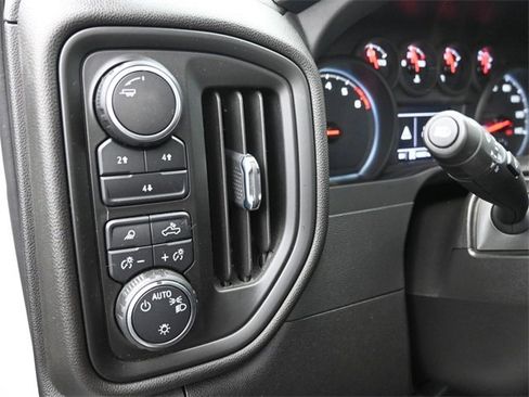 Used 2024 Chevrolet Silverado 2500 Custom w/ Custom Value Package image 19