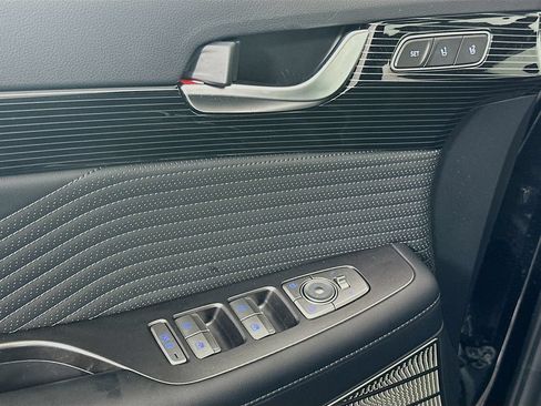 Used 2025 Hyundai Palisade Calligraphy AWD/4WD image 18