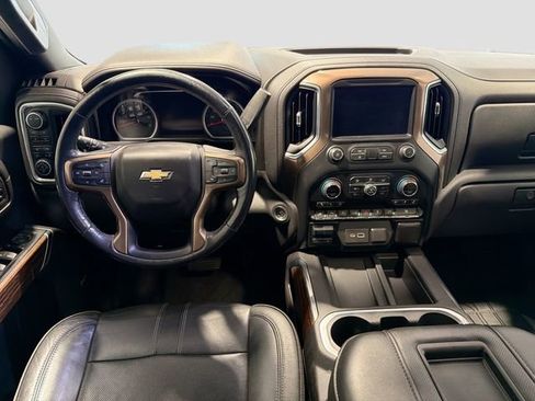 Used 2020 Chevrolet Silverado 1500 High Country w/ Technology Package image 22
