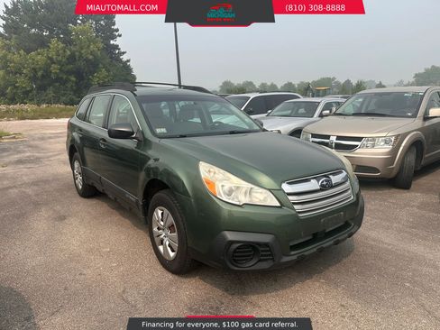 Used 2013 Subaru Outback 2.5i AWD/4WD image 2