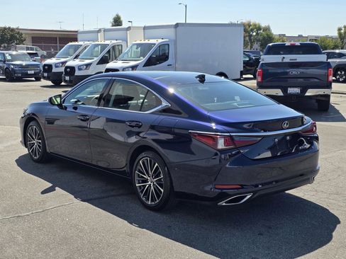 Used 2022 Lexus ES 350 w/ Premium Package image 9