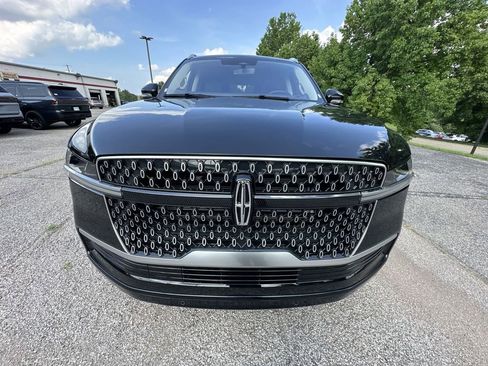New 2025 Lincoln Navigator Reserve AWD/4WD image 28