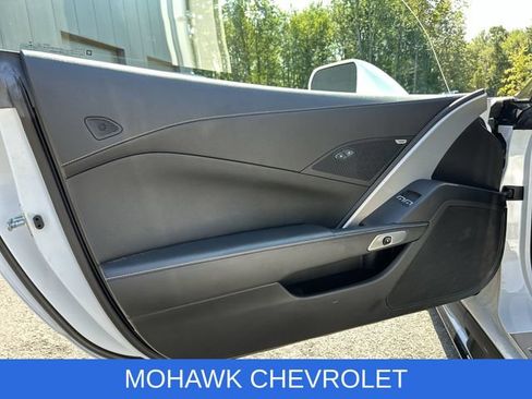 Used 2014 Chevrolet Corvette Stingray Convertible w/ Battery Protection Package RWD image 21