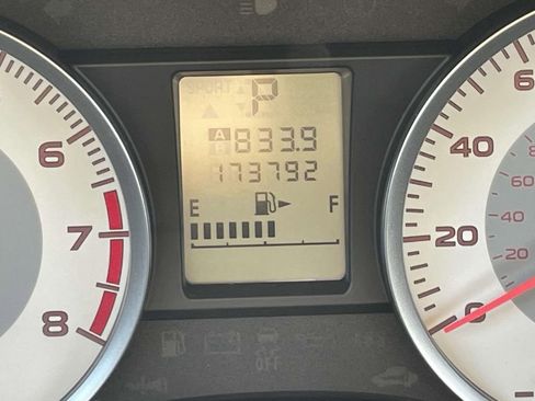 Used 2012 Subaru Impreza 2.0i image 24