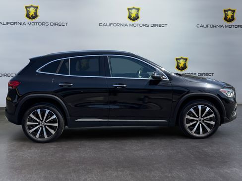 Used 2022 Mercedes-Benz GLA 250 w/ Premium Package Lite image 6